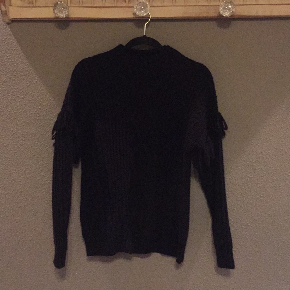 Time and Tru Sweater with fringe- S